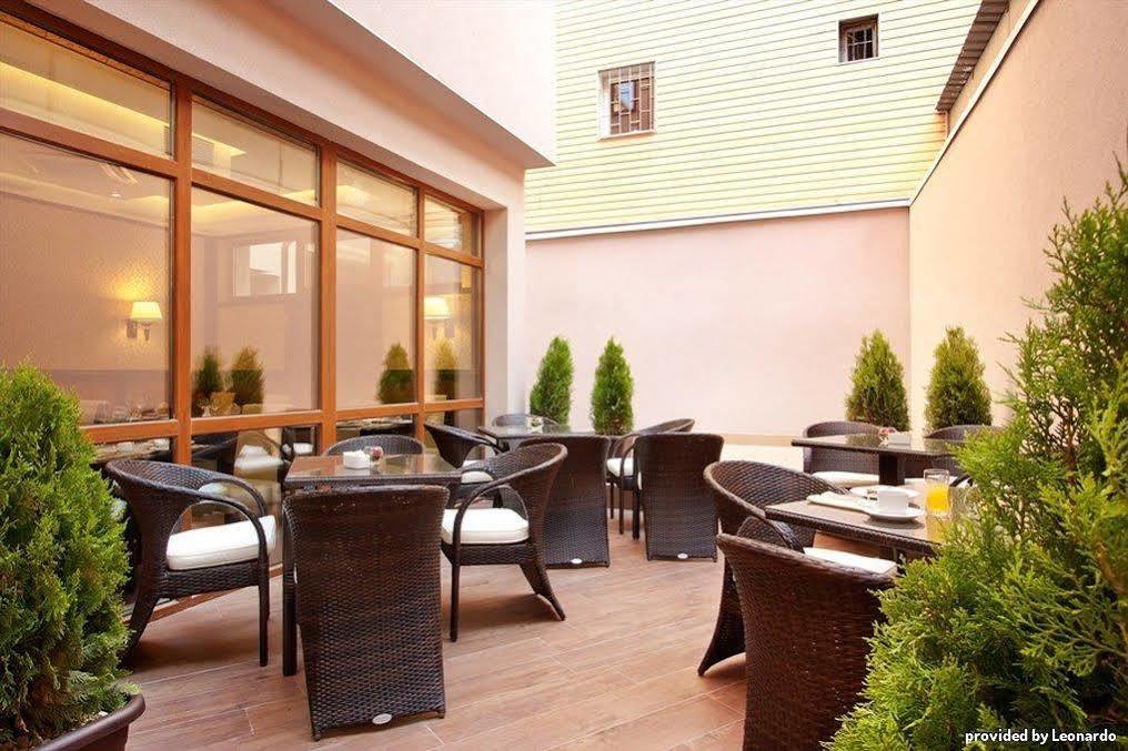Best Western Plus Bristol Hotel Sofía Restaurante foto